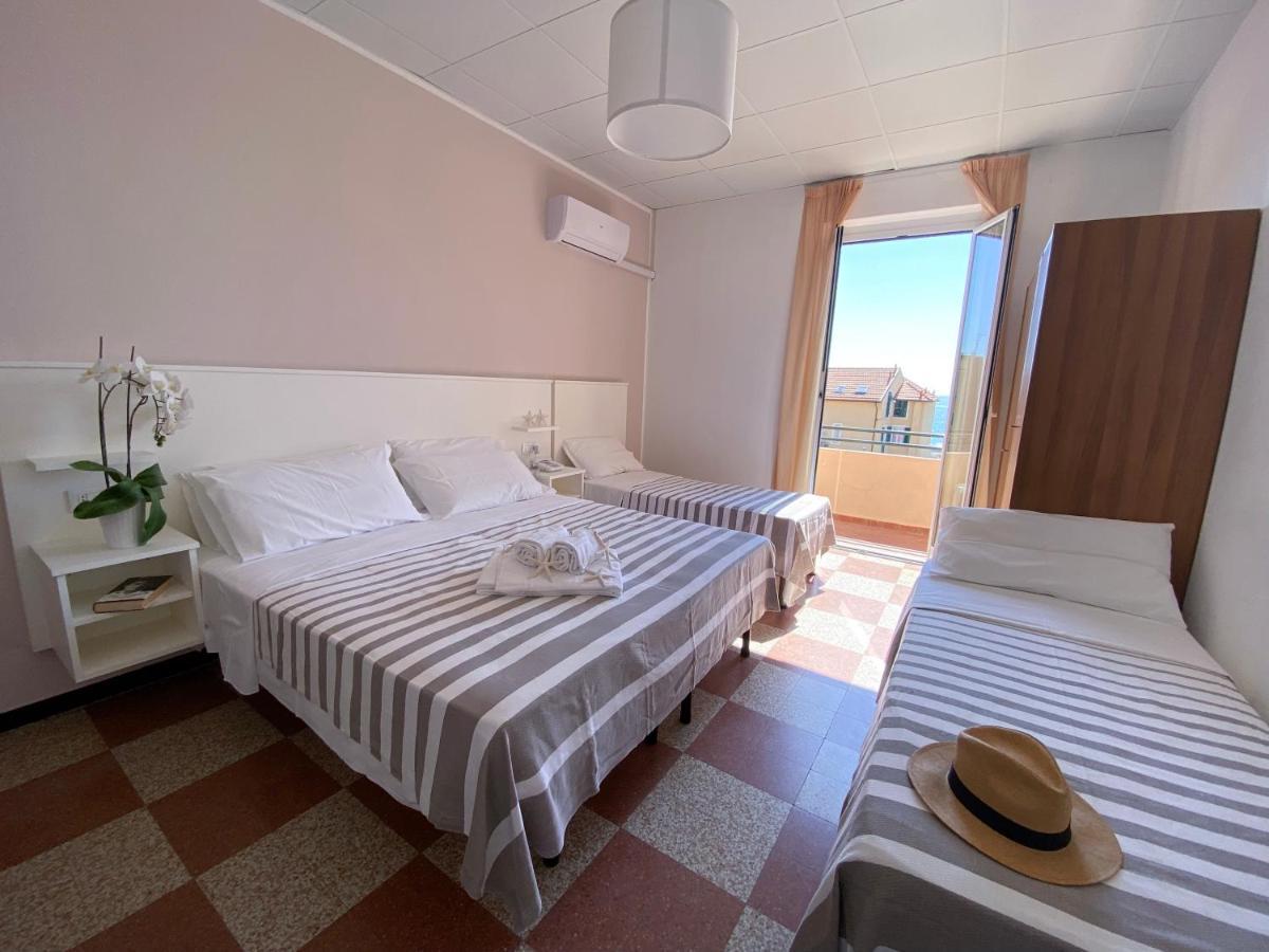 Hotel Villa Paolina Pietra Ligure Exterior foto