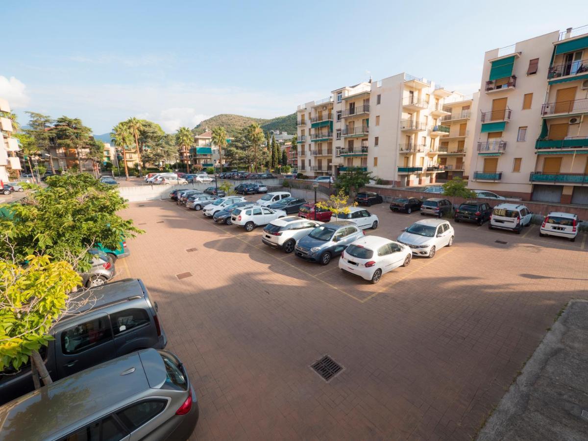 Hotel Villa Paolina Pietra Ligure Exterior foto